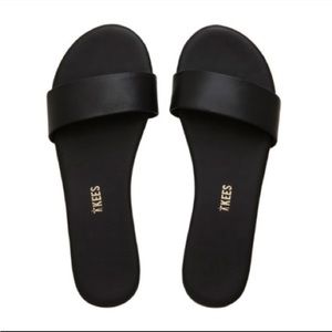 TKEES alex in black slide sandals size 7